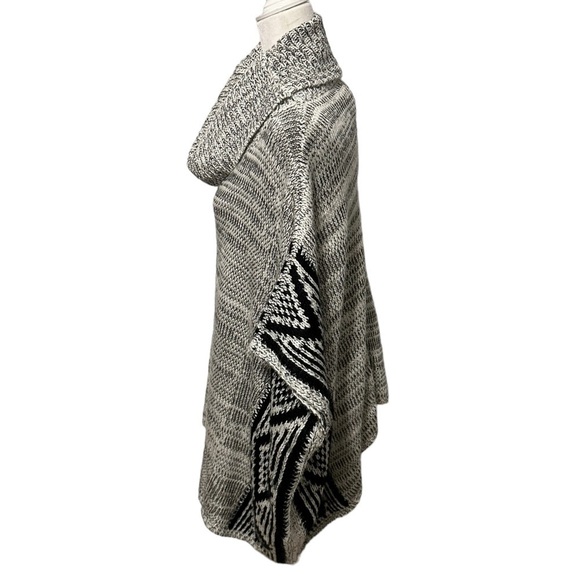 Alya Poncho Sweater Medium Super Soft Cowl Neck Poncho Lagenlook Cottagecore - Picture 3 of 8